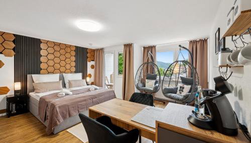 Schwarzwald-Oase mit Balkon und Parkplatz - Photo 2
