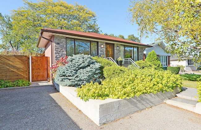 Richview Gardens Apartment - Photo 1