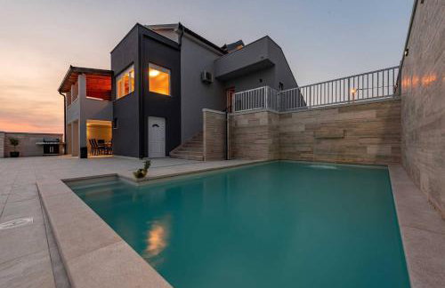 MY DALMATIA - Villa Pezer with heated swimming pool, sauna and Jacuzzi - Foto 52