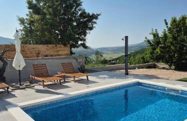 Mediterranean 5 rooms house with pool - Photo 17