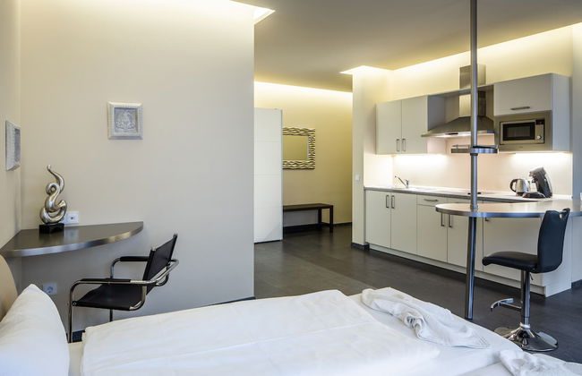 Nomad Serviced Apartments - Photo 33