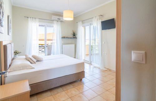 Kondarini Sea View Villa, Just 290m from the beach, by ZanteWize - Foto 34