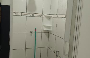 Casa espaçosa, com ar condicionado em todos os quartos - Foto 22