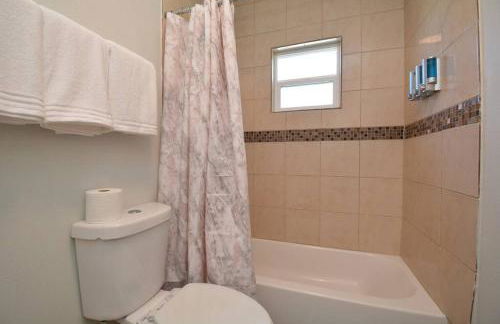 SuperValue Suite #8 @ East End Revitalized - Foto 5