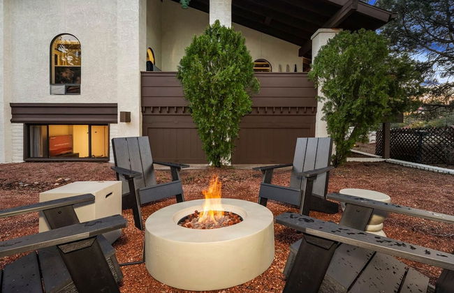 Serenity Retreat Sedona Hot Tub Games Firepit - Photo 5
