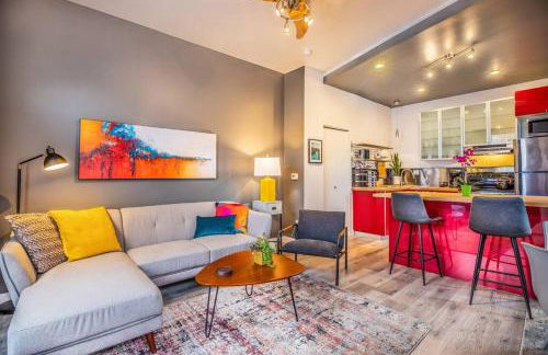 New Contemporary Historical Unit from, 5 Star Host - Foto 1