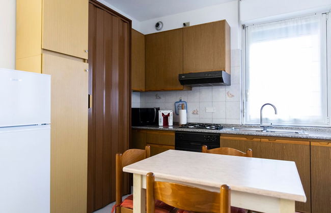 Pisani 4 in Monza With 1 Bathrooms - Foto 3