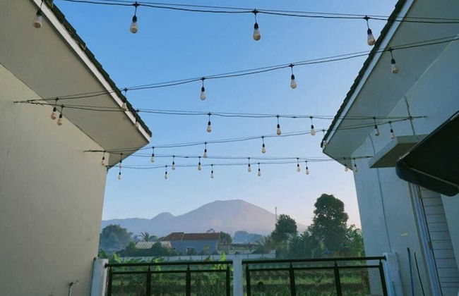 A&T House - Sukabumi - Photo 24