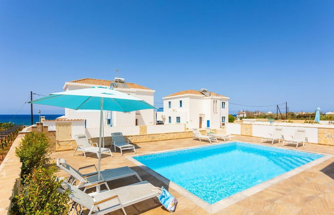 Villa Diana Seaside in Pomos - Foto 29