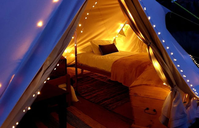 6m Emperor Tent, Near Whitby, With log Burner - Foto 2