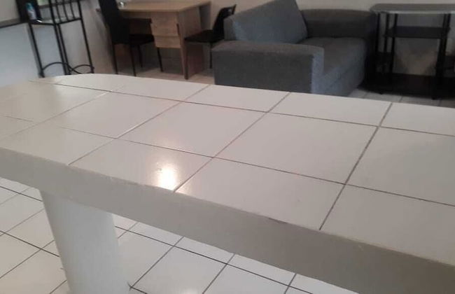 Central Sandton Apartment - Photo 34