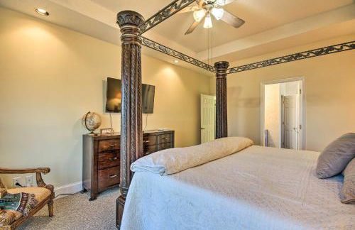 Luxe Lake House with Pool and Dock on Deep Water Cove! - Foto 14