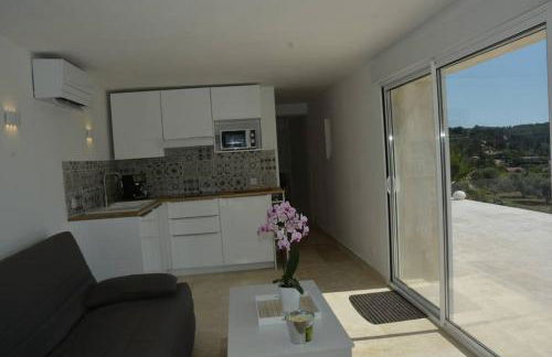 La Venturonne Appartement neuf Rez de jardin 45 m2 vue mer et vignes 10 mn des plages - Foto 20