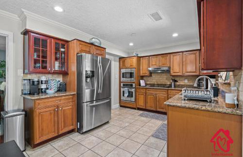 San Gabriel Stunner - An Irvie Home - Photo 2