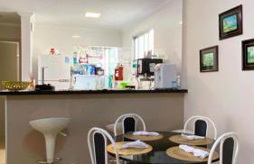 Refúgio Familiar na Enseada Guarujá Condominio Vinä Del Mar AC e Wifi - Foto 4