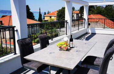 NEW Apartments 9 minutes from Split airport - Photo 1