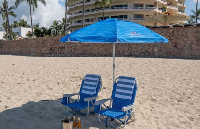 Ocean Front Penthouse Pool Sleeps 8 People - Foto 45