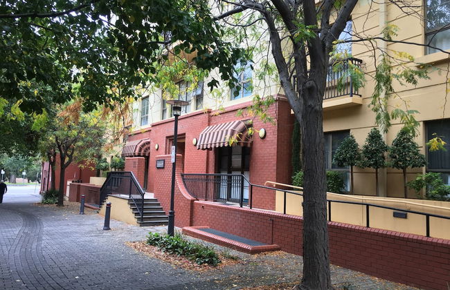 City Escape 2BD in Adelaides East End 2 - Photo 27