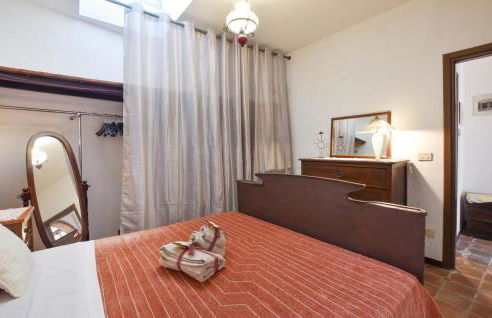 1 Bedroom Gorgeous Home In Mascalucia - Foto 18