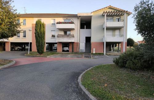 ORBIS - "L'Aquitaine" - Spacieux et joli appartement de 2 à 4 personnes - Parking - WiFi - Terrasse - Photo 10