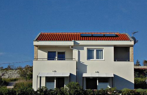 House Natali 70m from the beach - free EV top up - Photo 56