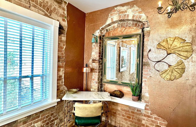 Bisbee Brownstone Suites - Photo 46