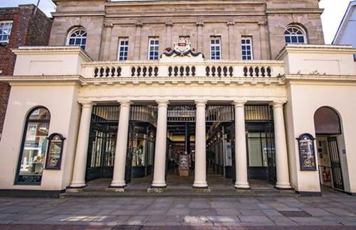 3 Bedroom Eco house in Chichester near Goodwood - Photo 35