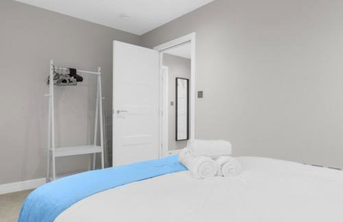 Pluxa Larimar - Spacious Apt with Private Entrance, Workspace & Wi-Fi - Foto 8