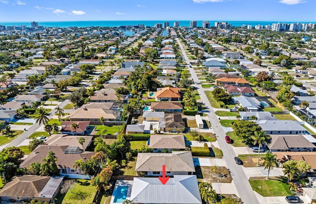 Avanti Vacation Rental, Relaxing 3-BR Retreat with Private Pool Minutes from Vanderbilt Beach and Delnor-Wiggins State Park. Enjoy Southern Exposure, BBQ Area, and Pet-Friendly Comfort - Foto 24