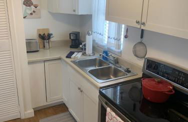 Sandy Mutts at the Beach cottage - Foto 8