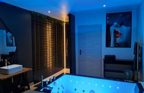 Parenthèse Enchantée pour Deux Spa privé sauna & vidéoprojecteur - Foto 23