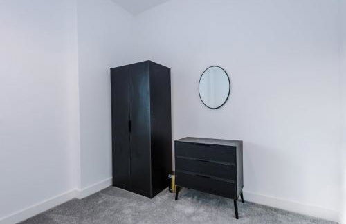 Modern 1BR Apartment in Central Warrington - Foto 30