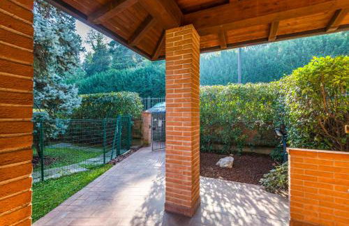 Jacuzzi Apartment in Italian Villa, Wi-Fi & Garden Sassuolo - Maranello - Foto 24