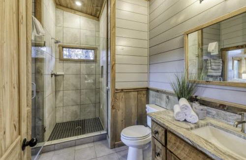 Modern Rustic Cabin with Sprawling Views and Hot Tub - Foto 19