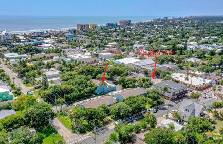 Flagler Avenue adjacent Dog Friendly Home with Garage! Stroll to the Beach! - Foto 24