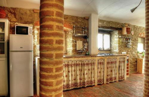 Scenic holiday home in Modigliana with fenced garden - Foto 36