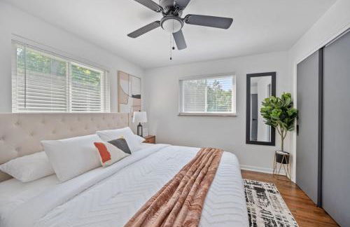 Luxury 5BR Cincinnati, Sleeps 12, Crib, Home Gym, Fenced Backyard - Foto 32