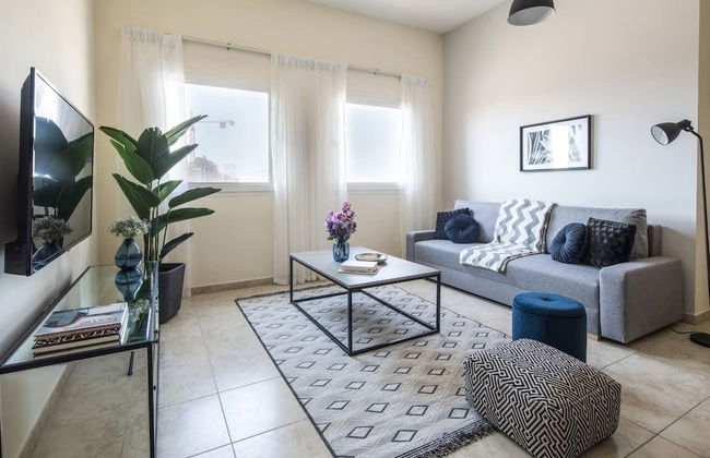 Top Rank 2BR in Trendy Jumeirah Village Triangle! - Photo 11