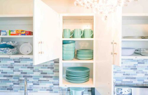 STUNNINGLY PERFECT Beach ALL NEW REMODEL Galore - Foto 35