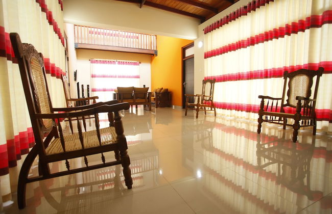 APL Apartments - Photo 11