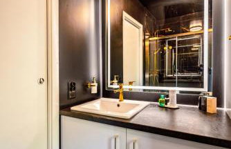 RoyalRelax Apartament w Lesie z Jacuzzi, Kinem domowym 88' - Białystok - Foto 21