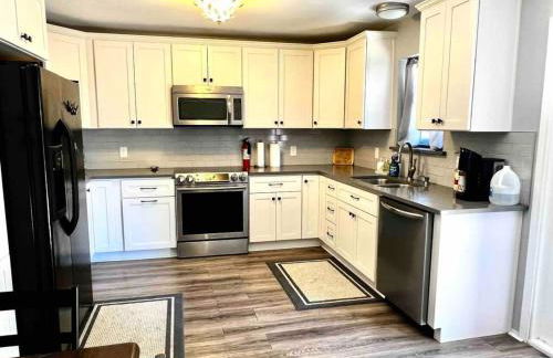 Pool Theater Convenient Location 4bedroom2 bath - Foto 5