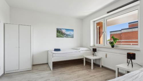 Work & Stay Apartment mit Balkon in Bergkamen - Foto 4, wardrobe