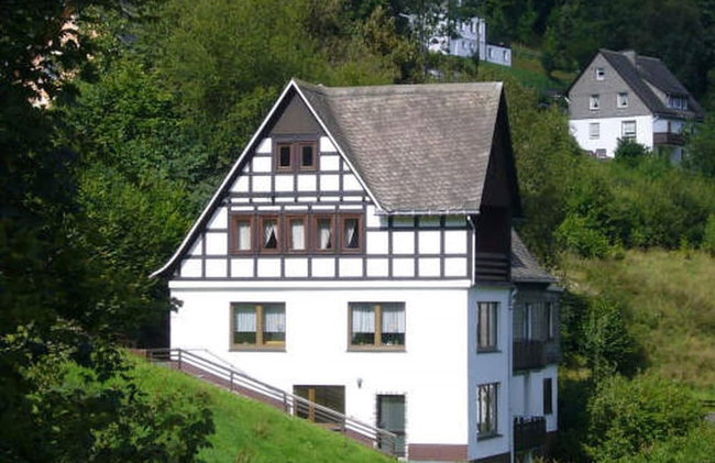 Spacious Holiday Home With Private Terrace - Photo 1