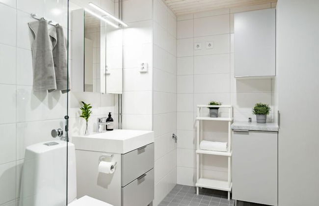 New 1BR Apt with Sauna, Balcony and 11th Floor Views - Foto 11