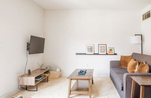 Spacious Third Ward Apt Near Summerfest with Balcony - Foto 3