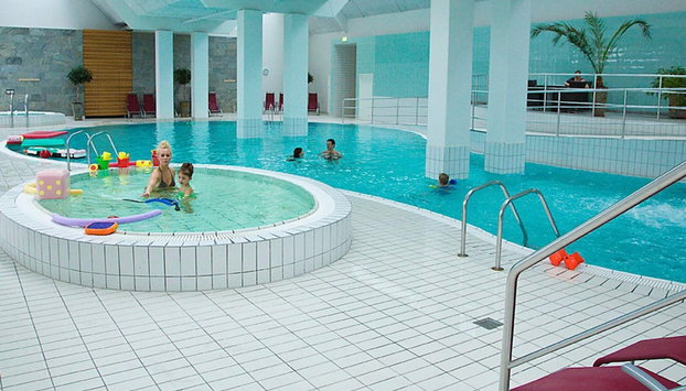 8 Person Holiday Park Home in Romo - Photo 2, Pool