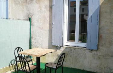 Jungle Zen Beau T2 avec jardin Gare 100m - Foto 5