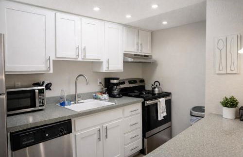 King Bed*Extensive Cleaning Protocol*Self Check-In - Foto 5