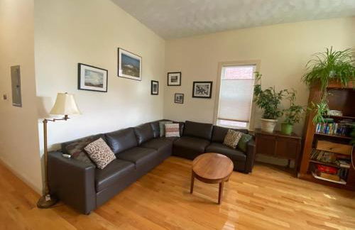 2 bedroom Boston condo in Jamaica Plain with parking - Foto 2